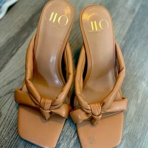 Very Comfortable & Cute JLO Heels! 👠